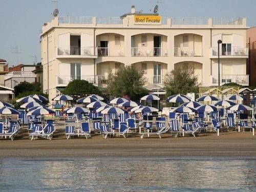 Hotel Toscana Marotta Exteriér fotografie